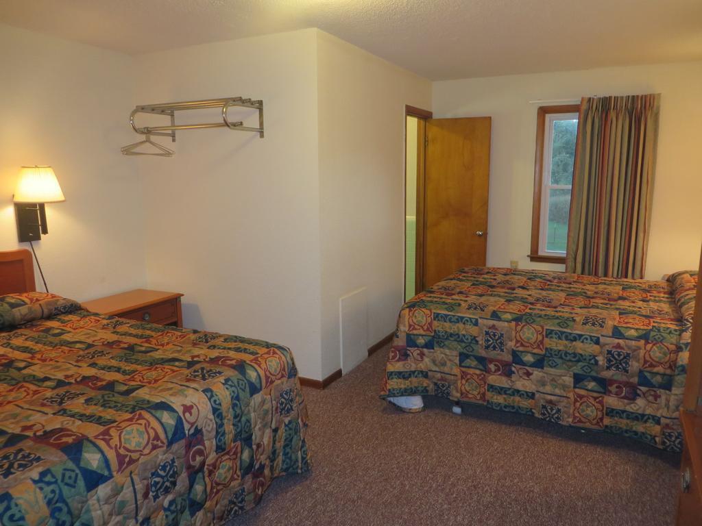 Best Budget Inn Картаж Номер фото